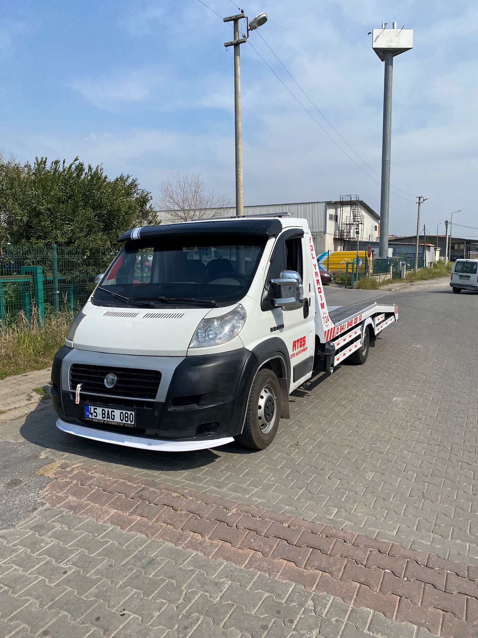Akhisar oto çekici hizmeti